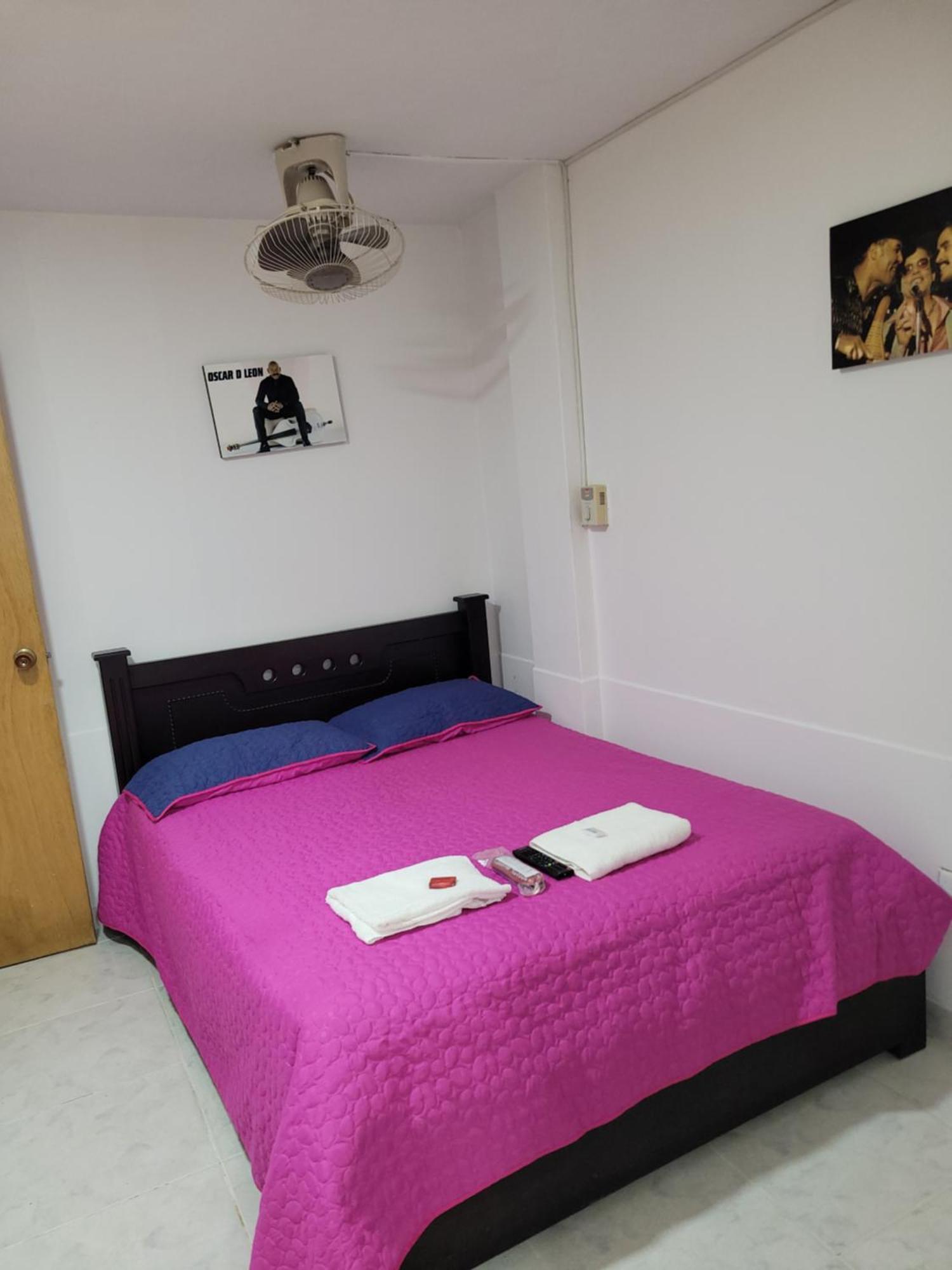 מדיין Hotel San Vicente מראה חיצוני תמונה