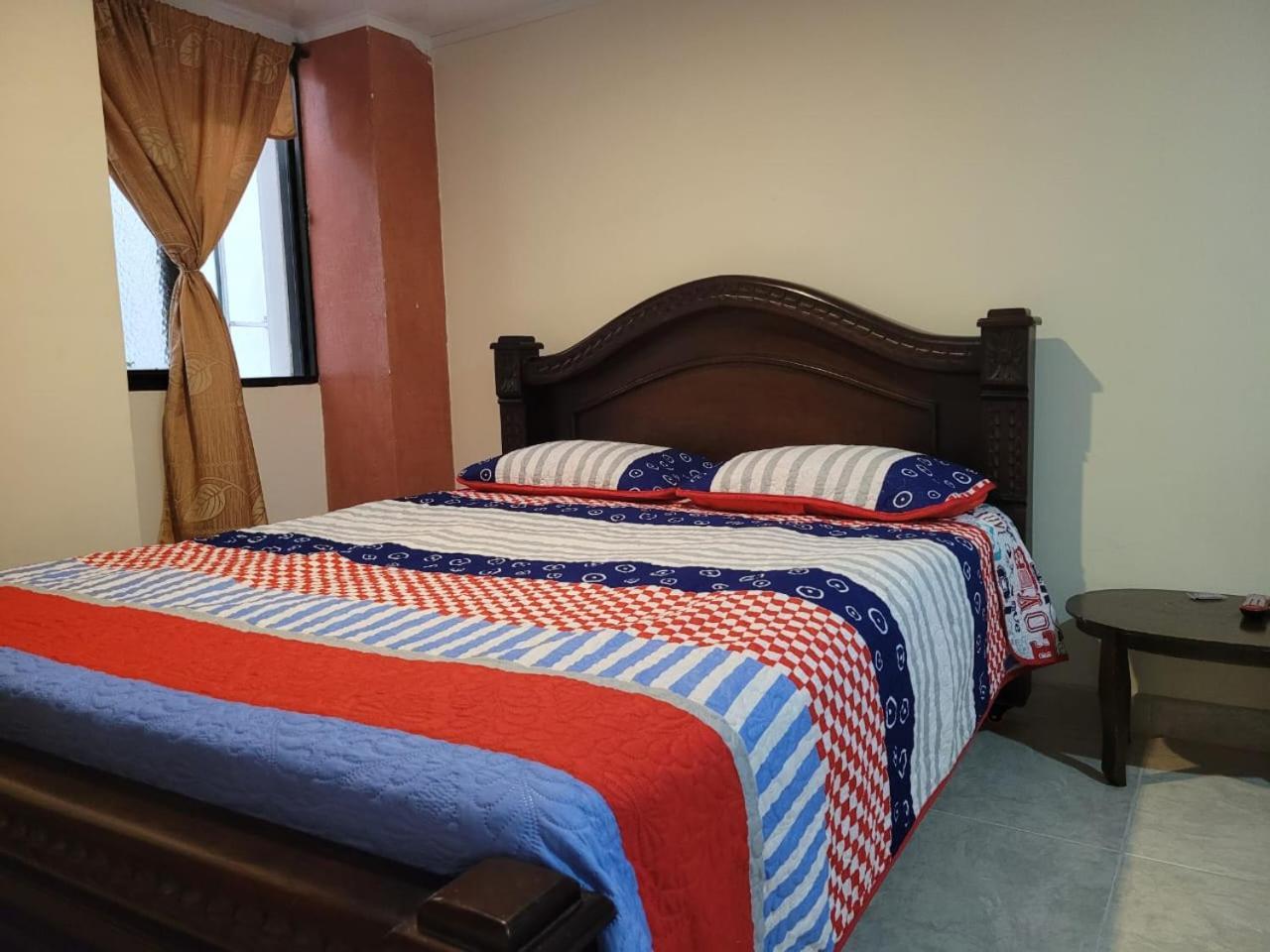 מדיין Hotel San Vicente מראה חיצוני תמונה