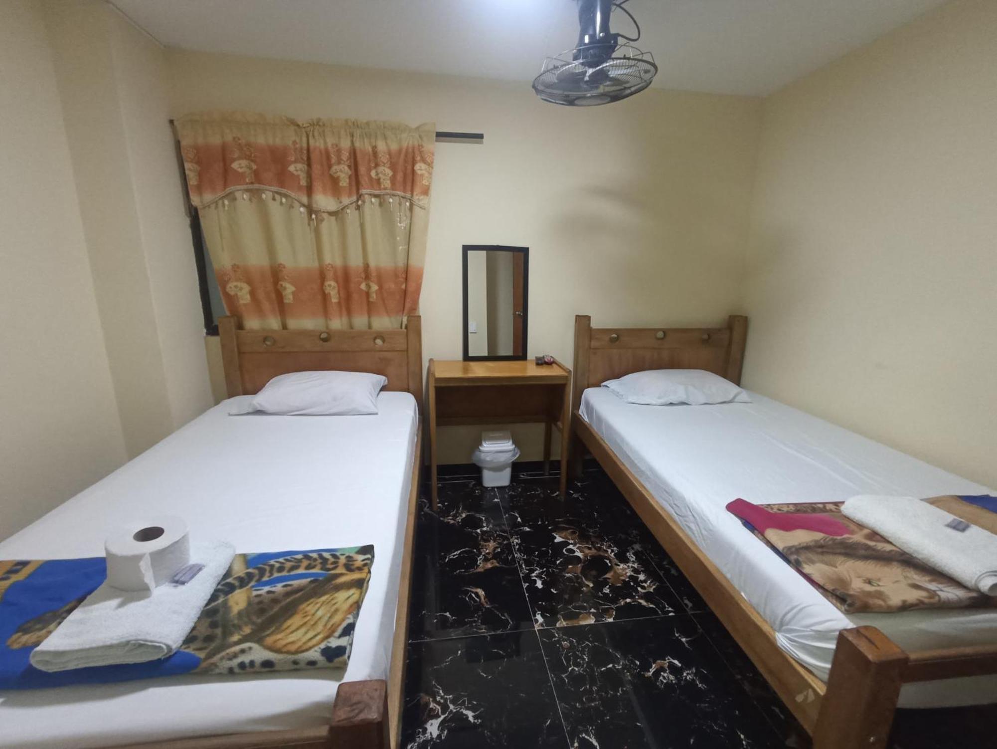 מדיין Hotel San Vicente מראה חיצוני תמונה