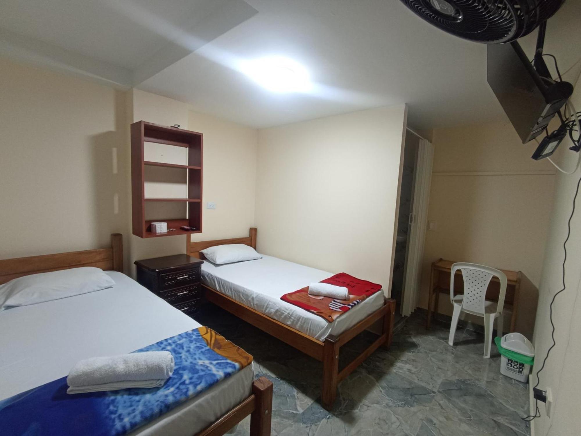 מדיין Hotel San Vicente מראה חיצוני תמונה